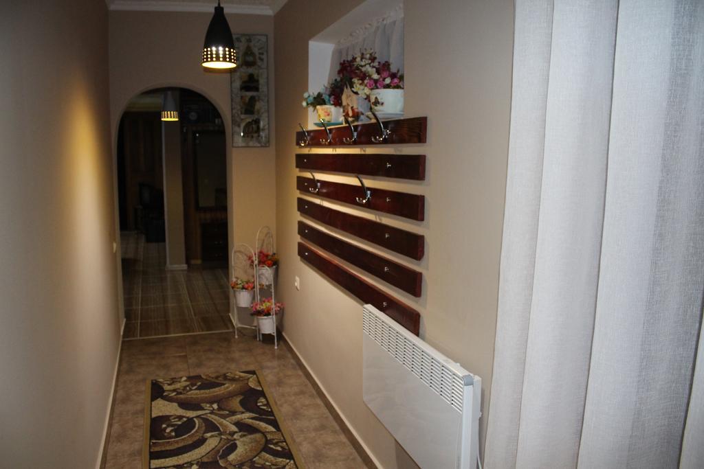 Salome Guest House Mestia Exterior foto