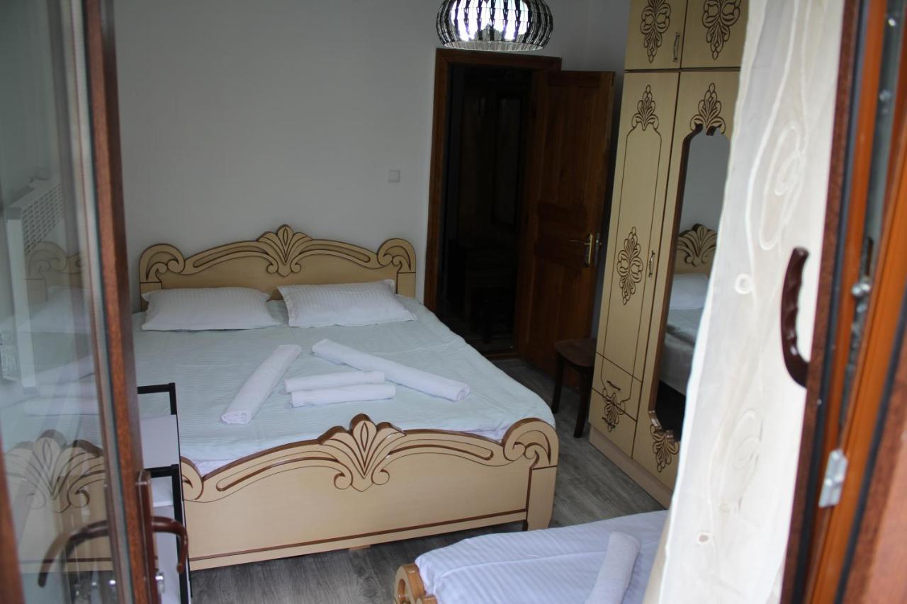 Salome Guest House Mestia Exterior foto